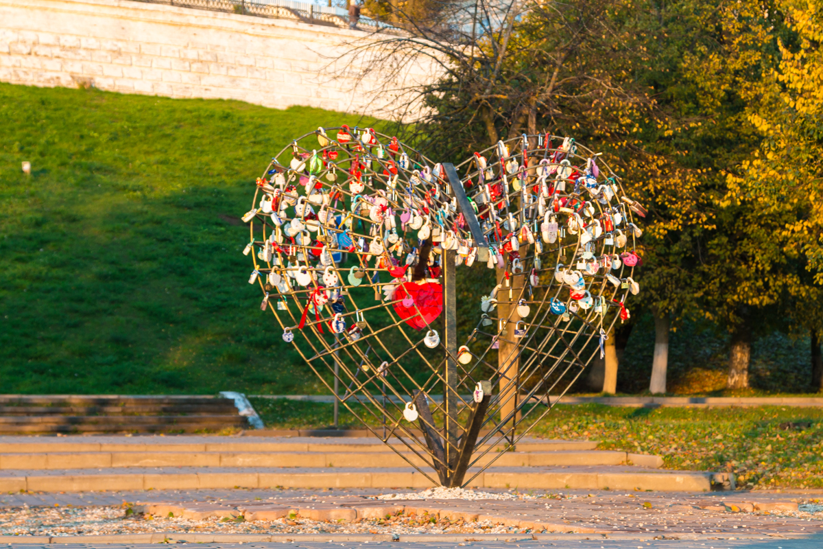 Сердце на набережной